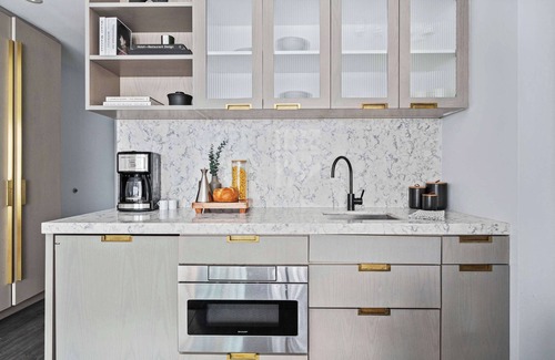 Financial District Apartment | 17John: Classic King Studio Apartment