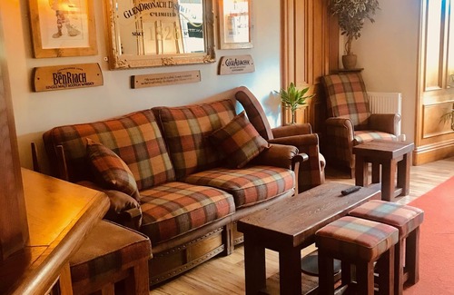 Newington House | 18 Craigmillar Park Guest House