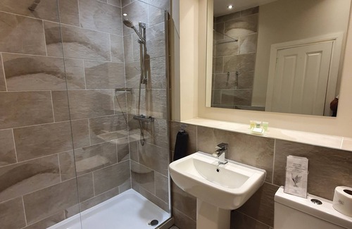 Newington House | 18 Craigmillar Park Guest House