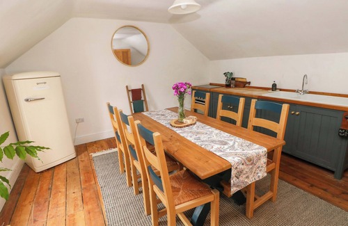 Fishguard House | 18 MAIN STREET, pet friendly, country holiday cottage in Fishguard