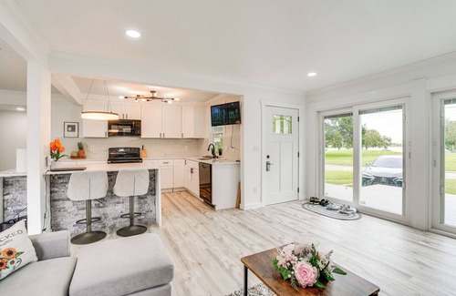 Lake Underhill House | 18 Mi to Disney: Home w/Yard, Near Dtwn Orlando