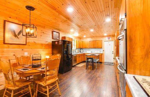 Beattyville House | 18 Mi to Red River Gorge Beattyville Retreat
