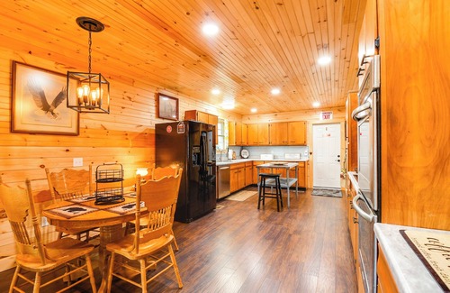 Beattyville House | 18 Mi to Red River Gorge: Beattyville Retreat