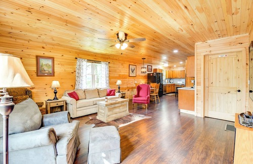 Beattyville House | 18 Mi to Red River Gorge: Beattyville Retreat