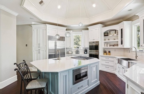 Oceanside House | 18 Sandhill Crane ~ Luxury 2nd Row Ocean Home in Sea Pines with Elevator!