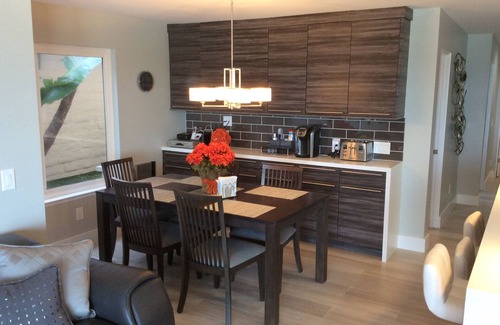 Solana Beach Condo | 180 degree Ocean Front Views of whole Pacific Ocean.FuLL HOUSE AC and HEATING