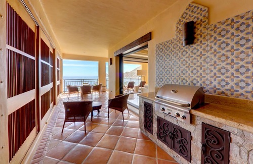 El Medano Ejidal Condo | 180 degree unobstructed ocean view - building 3, 3 Bedrooms, can also rent as 2