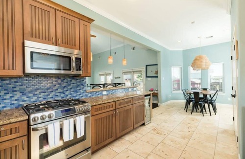 San Luis House | 180 Degree Water Views, Huge Sunrise Deck!