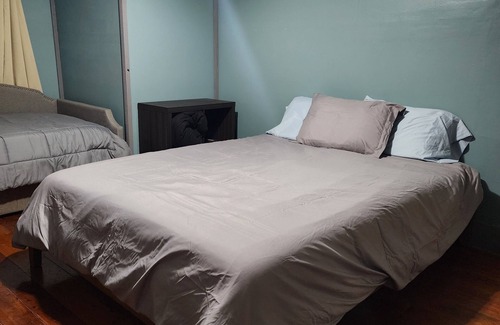 Trumansburg House | 1800's Rustic Farmhouse close to wineries, and National Forest. Pet-Friendly!