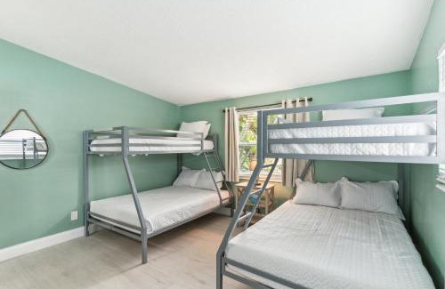 Anona House | 1818 Indian Rocks Road