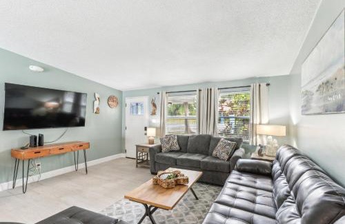 Anona House | 1818 Indian Rocks Road