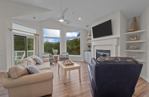Corolla House | 1823 - Half Schell by Resort Realty