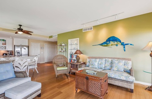South Beach Villa | 1831 Beachside Tennis ~ Wrap Around Balcony Overlooking Calibogue Sound