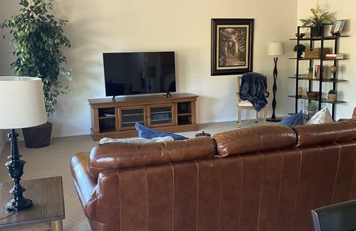 Surprise House | 1850 sq ft house in Sun City Grand