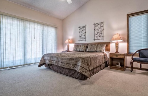 Hot Springs Village House | 18835 - 1 Redondo Way