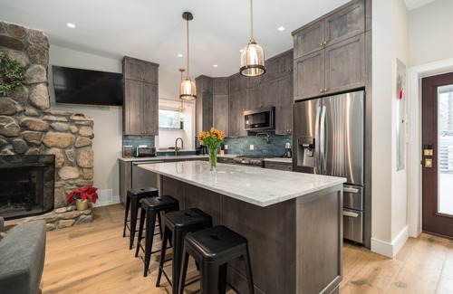Gloucester Cottage | 1886 Captains Carriage House Secluded Luxury Eastern Point Gloucester MA