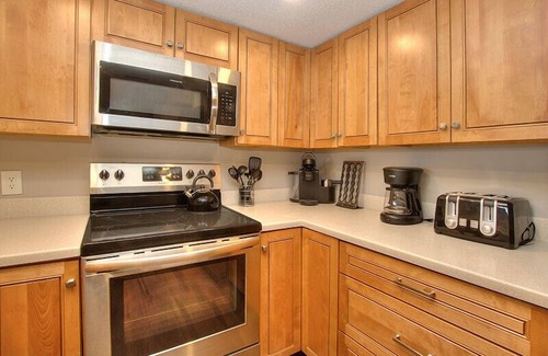 South Beach Condo | 1894 Beachside Tennis - Gorgeous Beachfront Villa w/Pool On-Site