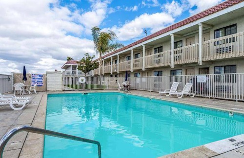 Buttonwillow Hotel | 19 m² Hotel ∙ 4 guests
