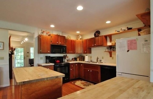 Chautauqua House | 19 Maple 7 Bedroom Home by Redawning