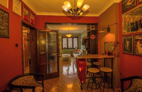Sofia Apartment | -1900-Twentieth Century Host-Central Location