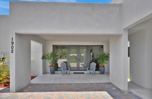 Rural Estates House | 1902 Della Dr