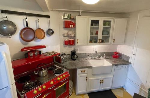 Hollywood Dell House | 1920'S HISTORIC HOLLYWOOD HILLS GUEST HOUSE