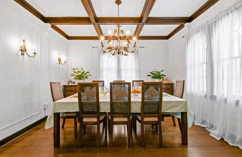 Lake Park House | 1926 Mediterranean Home With Heated Pool Sleeps 12
