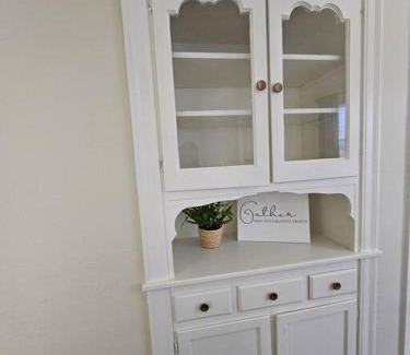Vallejo Villa | 1930's Beauty 1 Bedroom Home in Vallejo CA