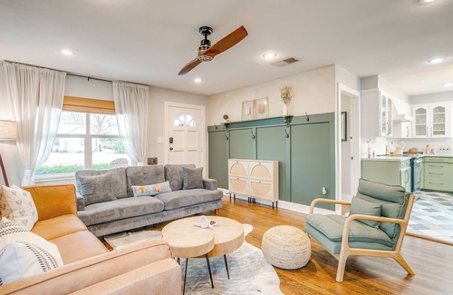 Arlington Heights House | 1940s Western Bungalow