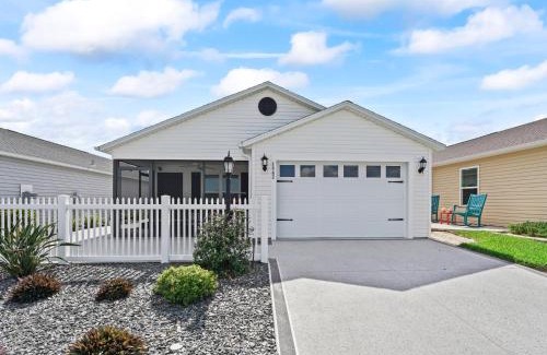 Wildwood Villa | 1942 Z6 VILLAGE OF LINDEN by REMAX Premier