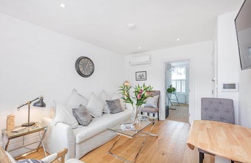 Parsons Green and Walham Apartment | 1Bed Apartment - Convenient Location - PetsAllowed