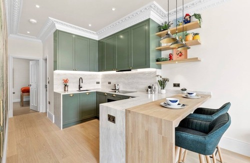City of Westminster Apartment | 1Bed Ground Floor Flat in London