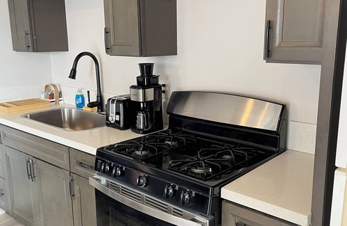 Golden Hill House | 1br/1ba newly renovated, newly furnished downstairs unit of a duplex