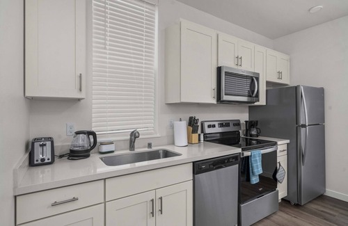 South Tacoma Apartment | 1BR/1BA Tacoma Apartment near Cheney Stadium