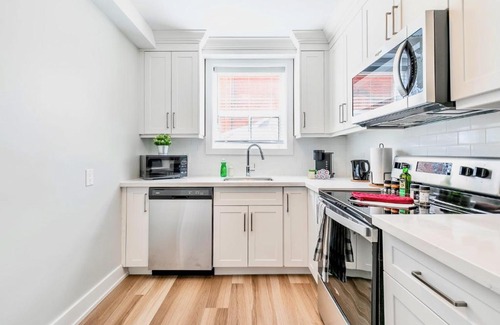 Hamilton Apartment | 1BR Apt with King Bed & Netflix-Near Downtown