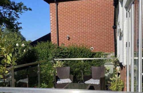 Louth Apartment | 1Br-Balcony-PetFriendly-Garden-Free Parking
