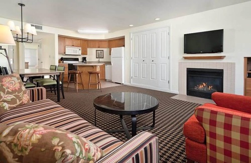 Angels Camp Condo | 1br Condo Golf in Wild West & Sierra Mountains!