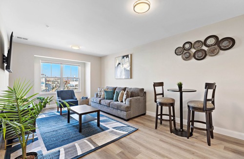 Newark Apartment | 1BR Downtown Newark★20 min from NYC
