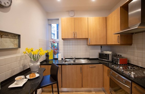 Holborn Apartment | 1BR Flat Covent Garden - Sleeps 4 - Prime Spot - WiFi - Discounts on Stays