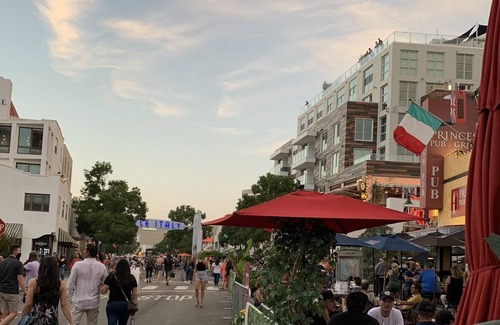 Little Italy Apartment | 1Br heart of Little Italy private entrance