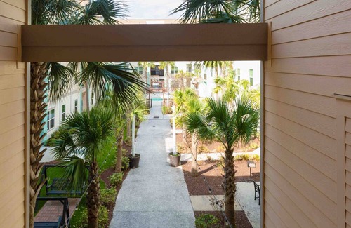 Goose Creek House | 1BR Loft Condo in Pet Friendly Resort w/Pool & more