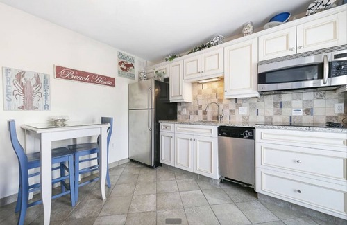 Beach Haven Condo | 1BR Ocean Block Condo – 140’ from the Beach