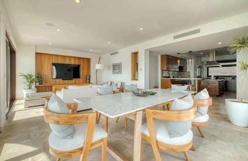La Paz Apartment | 1BR Penthouse Ocean View