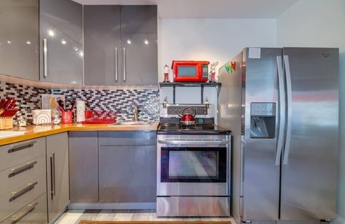 Coral Ridge Apartment | 1BR with Private, Fenced Deck