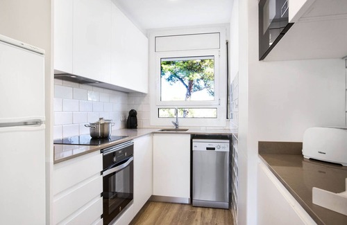 Calella de Palafrugell Apartment | 1CB T4 -Completely renovated apartment in a very quiet area with garden and communal pool near the beach of Calella de Palafrugell