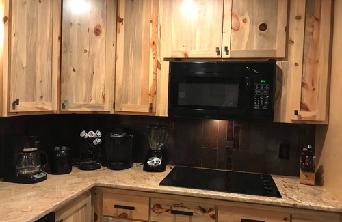 Colorado Springs House | 1cBarn for WEDDINGS, Reunions, large Estate Home; Sleep15, Games, Views; Private
