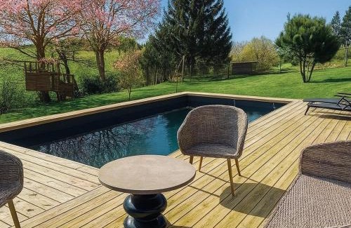 Mainneville Villa | 1h10 de Paris, maison de campagne avec piscine chauffée et Jacuzzi