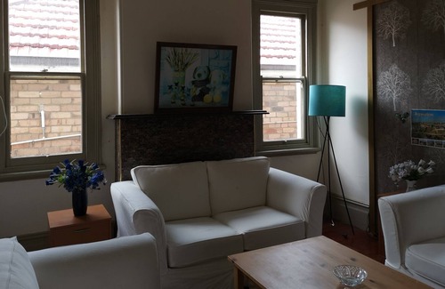 Rockdale House | 1miuntes walk to station house