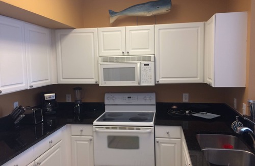 Iona Condo | 1st floor 2 BD, 2 BA CONDO, GARDENS AT BEACHWALK, 3 MI FROM FT MYERS BCH&SANIBEL