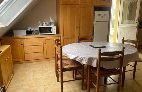 Le Palais Apartment | 1st Floor Apartment with Garden and Parking near Le Palais
